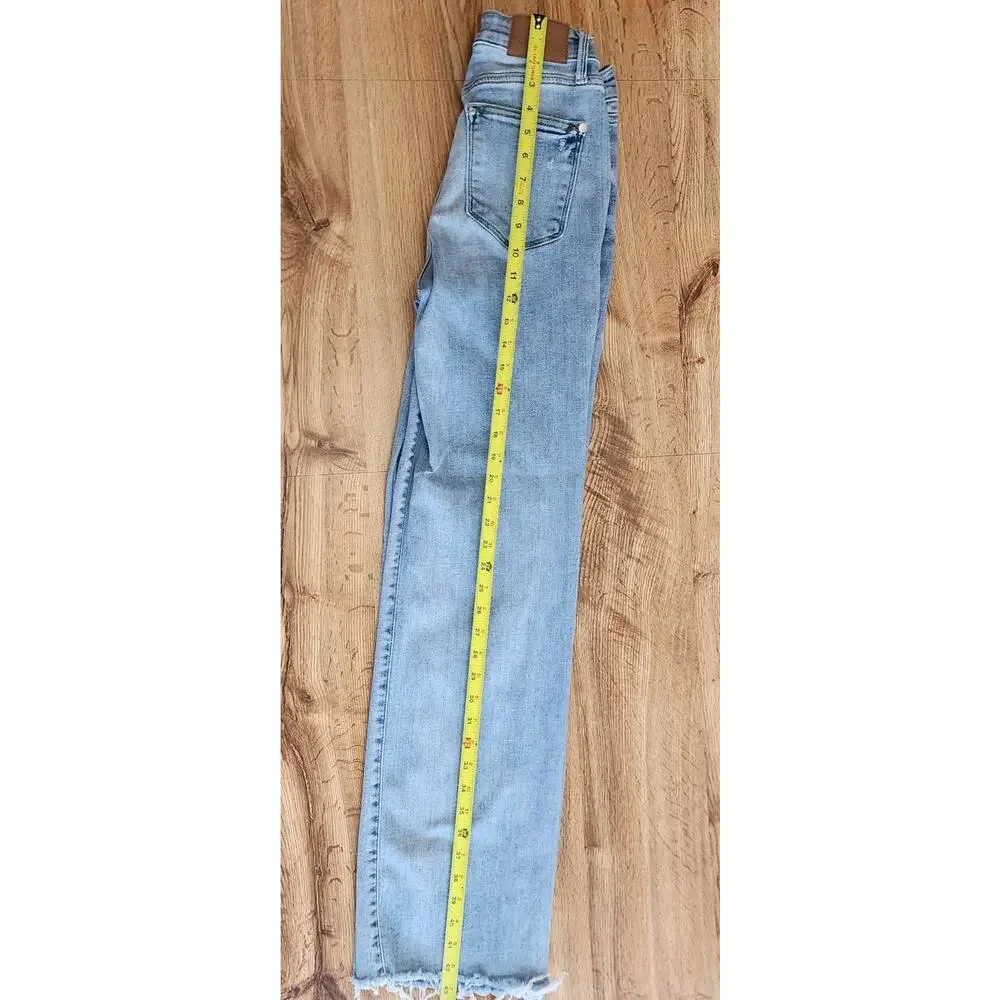 Judy Blue Straight Fit Jeans Women’s 3/26 High Rise Denim Raw Hem Distress - Picture 2 of 15